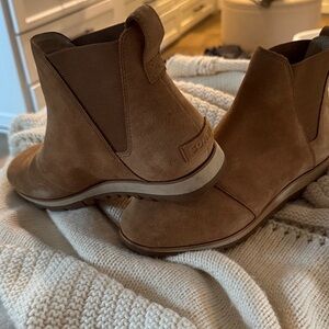 Sorel Tan Suede Ankle Boots